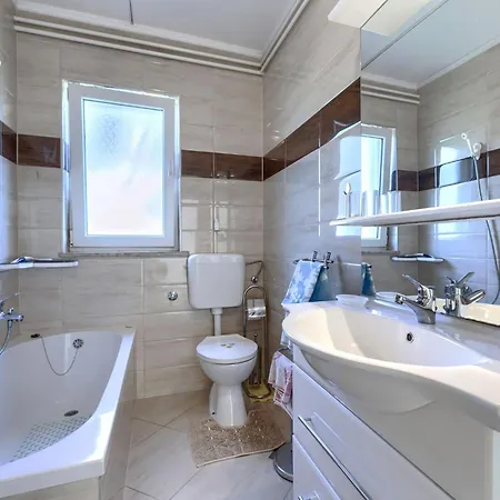Apartament Jenny-2 By Interhome