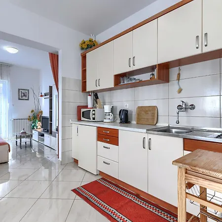 Jenny-2 By Interhome Apartament Poreč