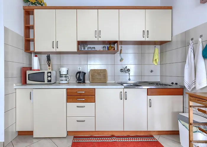 Jenny-2 By Interhome * Poreč