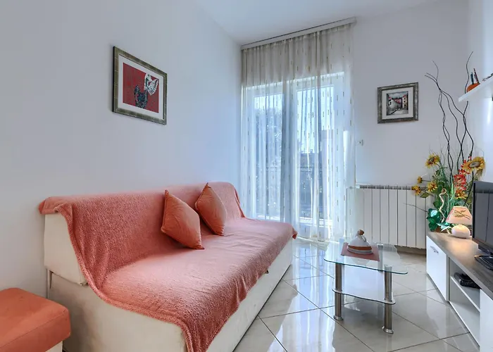 Jenny-2 By Interhome *